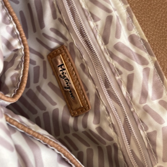 Like new purse - Picture 4 of 4